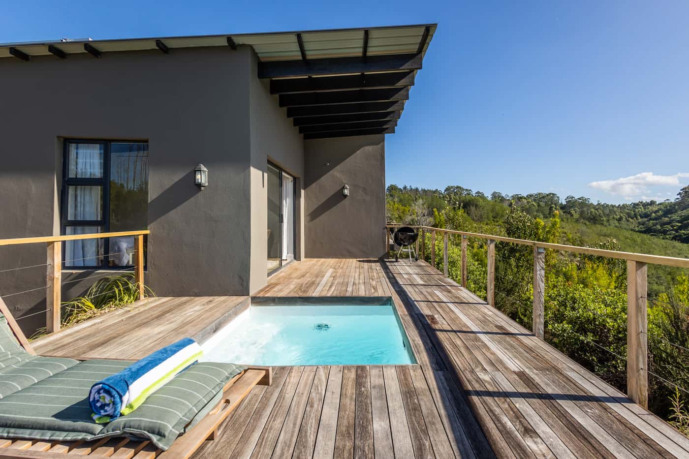 Cliffside Suites - Image 6