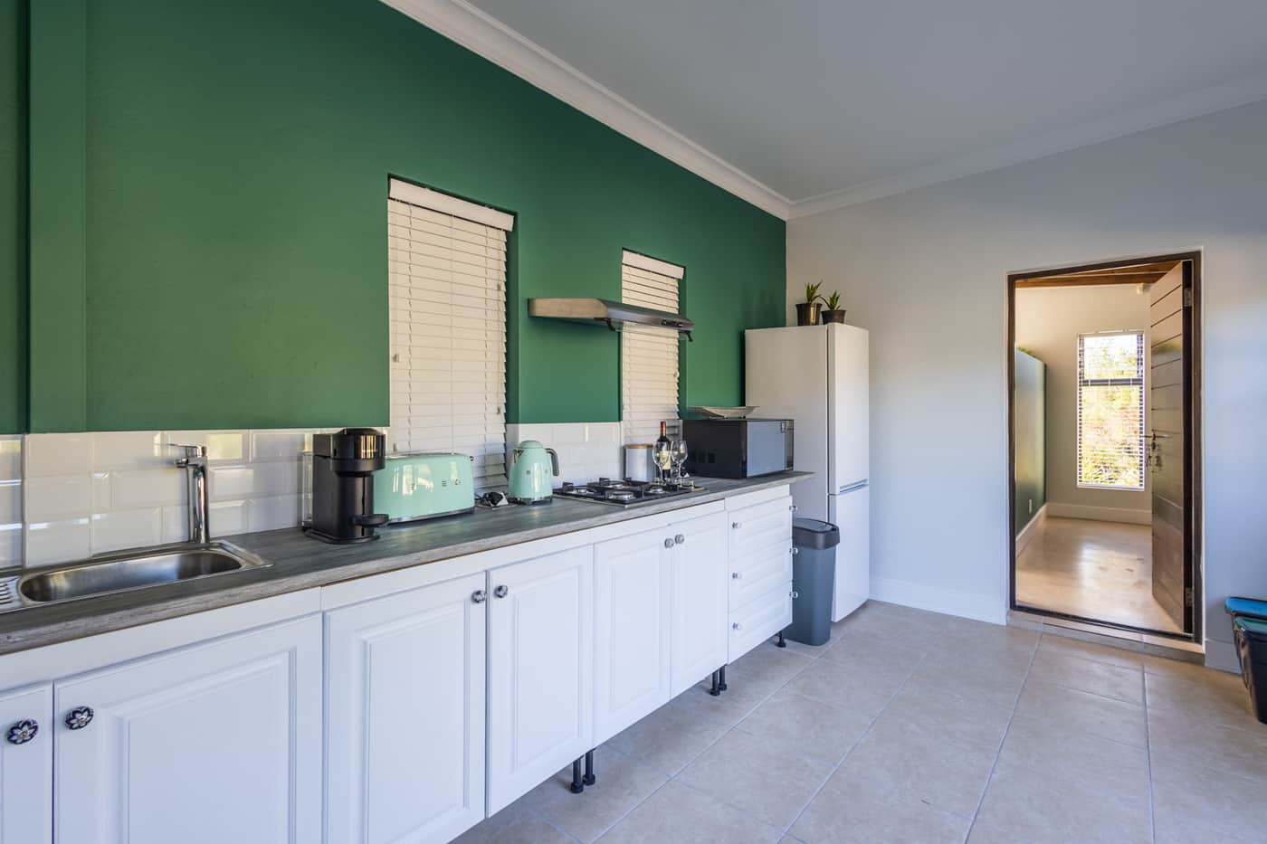 Luxury Suite at Cliffside Suites - Image 17