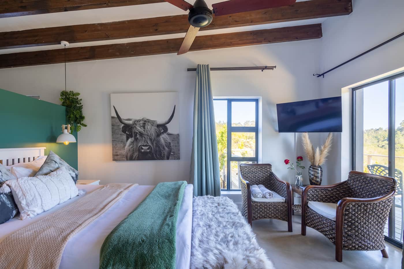 Luxury Suite at Cliffside Suites - Image 6