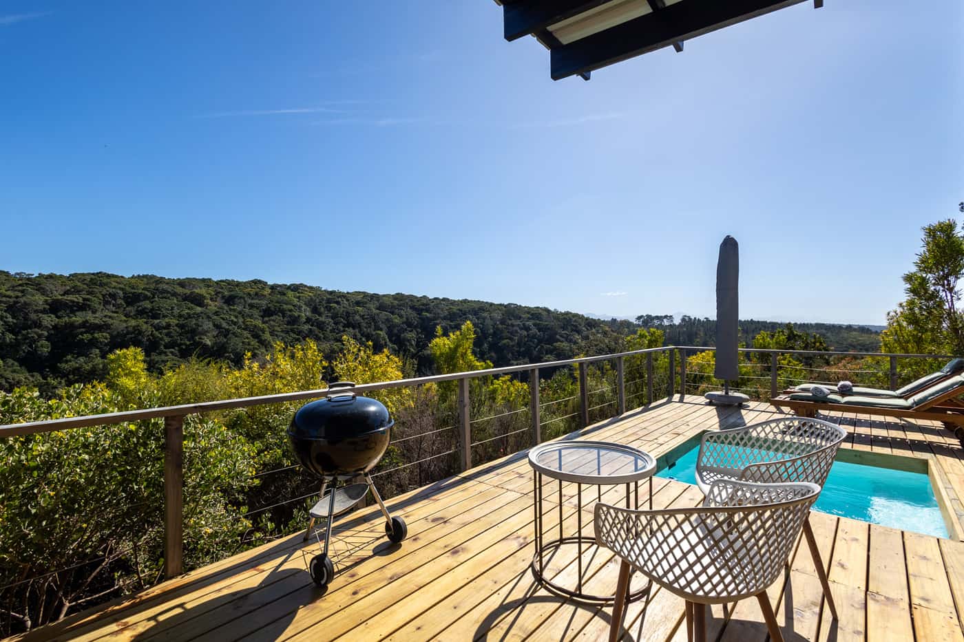 Luxury Suite at Cliffside Suites - Image 8